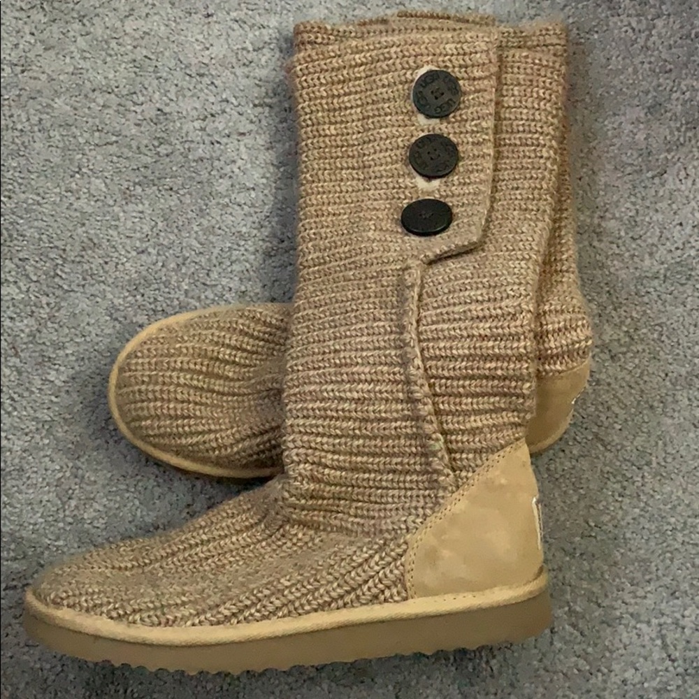 Women’s Classic Cardi UGG boots